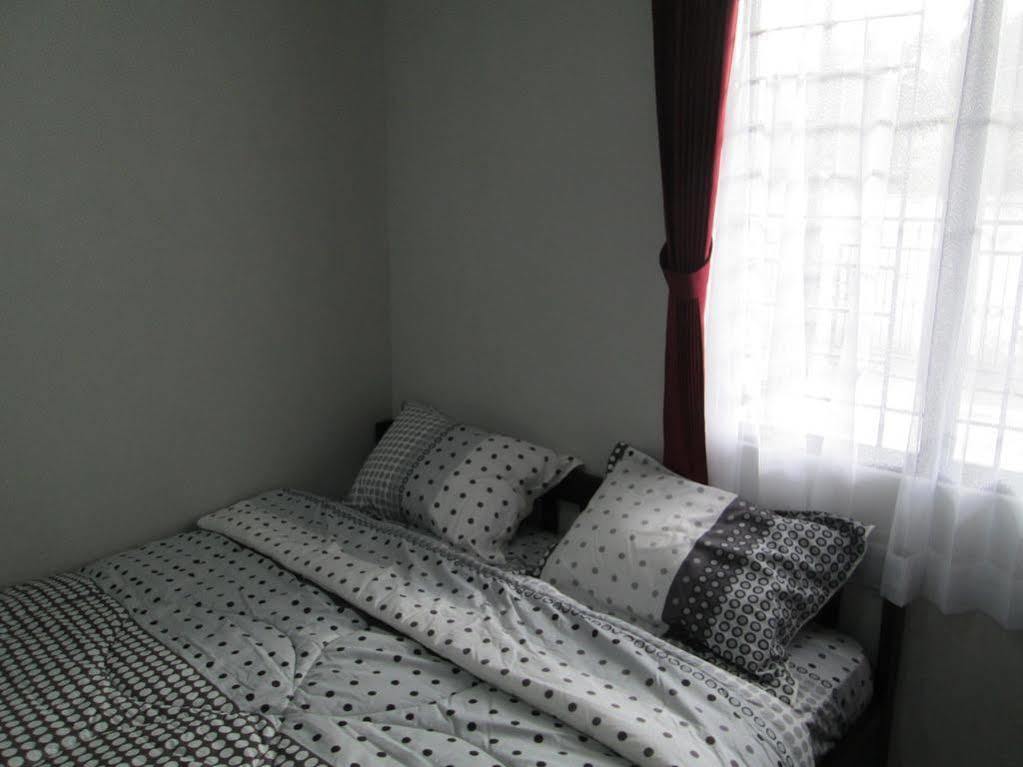 เอเลเนอร์ส โฮม Hotel บันดุง ภายนอก รูปภาพ