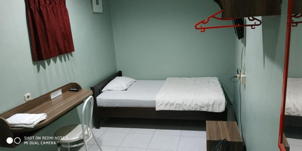 เอเลเนอร์ส โฮม Hotel บันดุง ภายนอก รูปภาพ